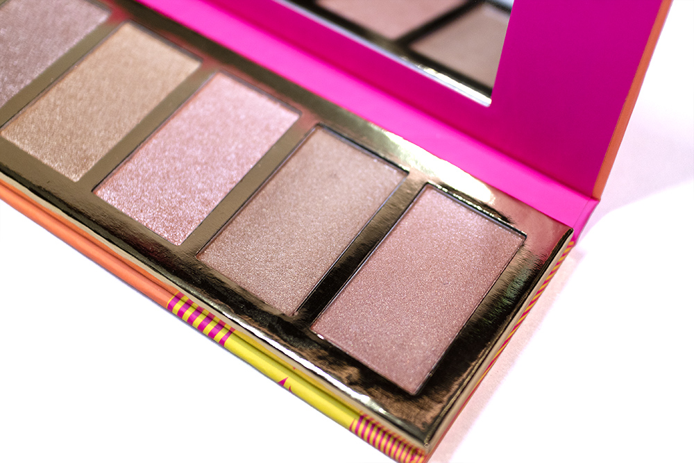 Mecca Max Get Lit Illuminating Highlighter Palette Mecca Maxima Holiday 2018 Limited Edition Review