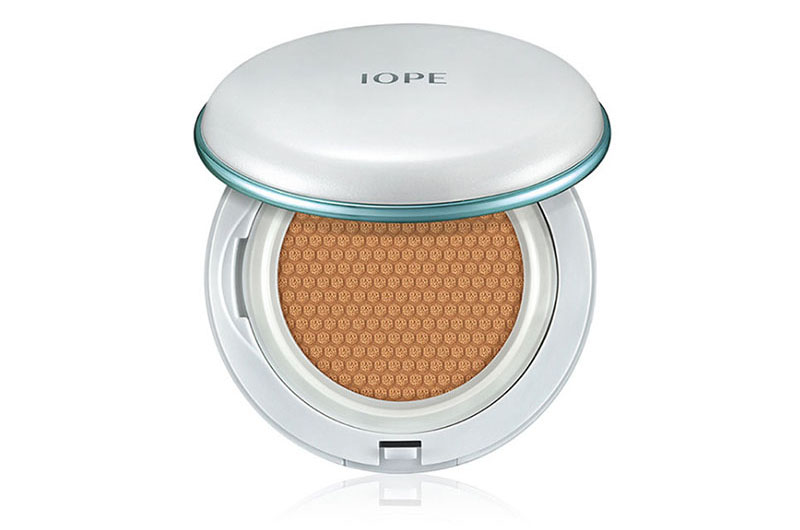 Top 10 Makeup Products 2016 Review List IOPE Moisture Lasting Cushion